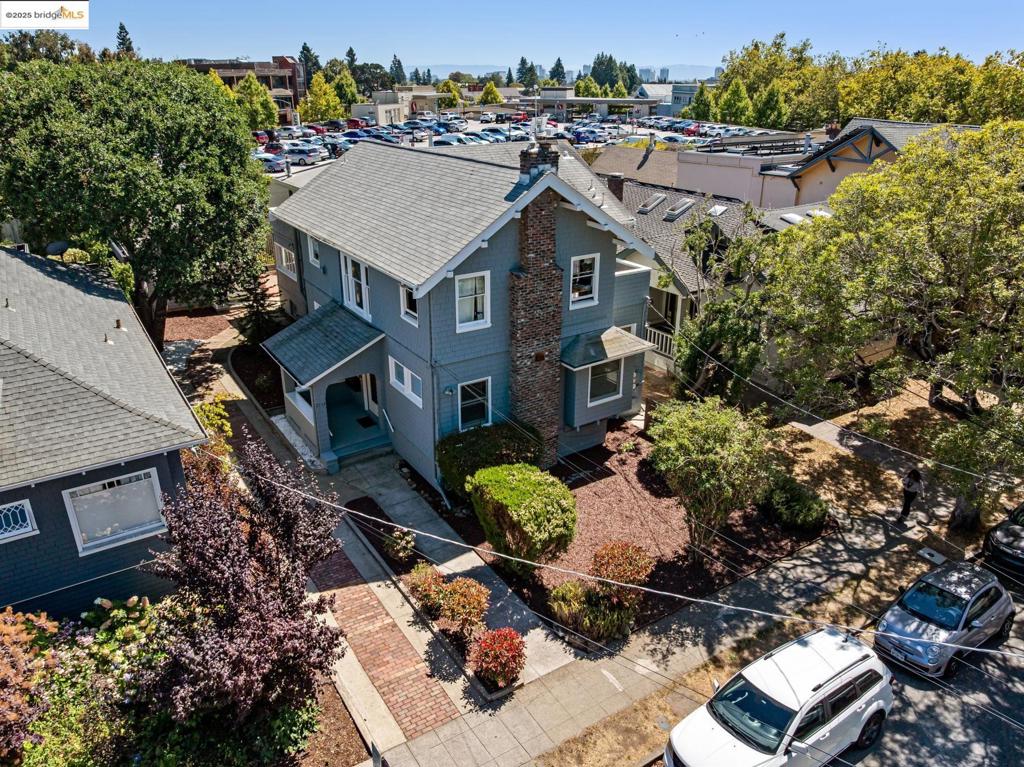 ELMWOOD - Residential Income