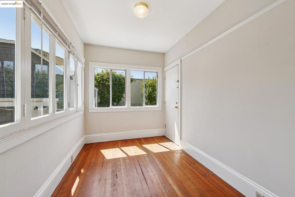 ELMWOOD - Residential Income