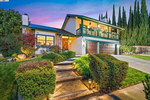 Photo of 38890 Altura St St, Fremont, CA 94536 (MLS # 41117270)