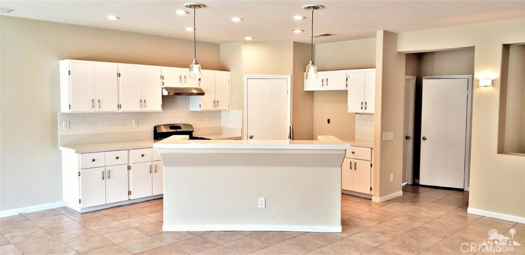 Shadow Hills - Residential