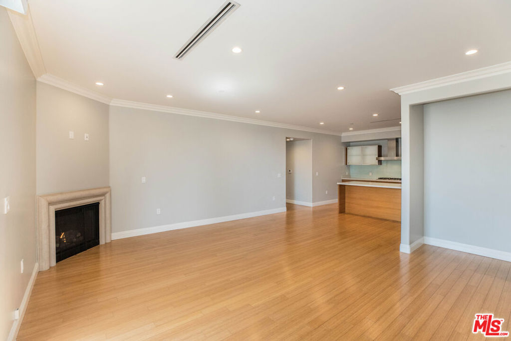 Properties 3 1283 Havenhurst Drive 306