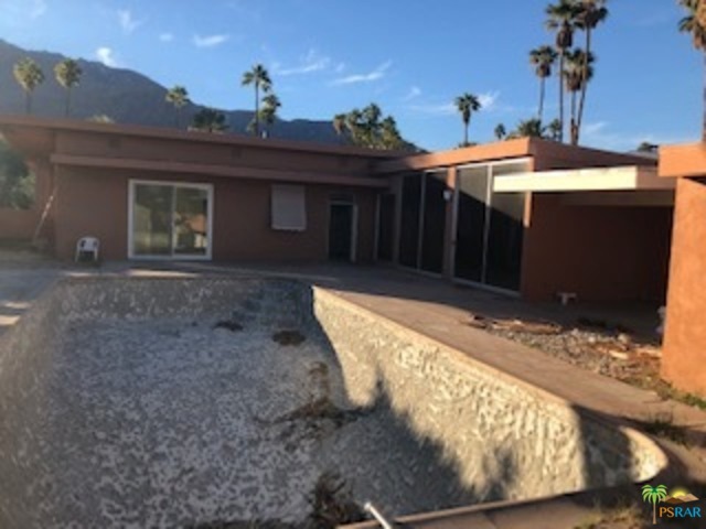 Movie Colony - Residential