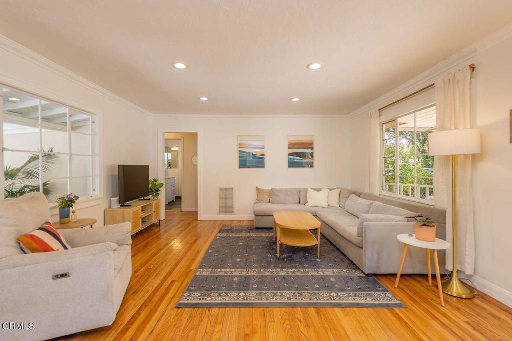 919 E Matilija Street