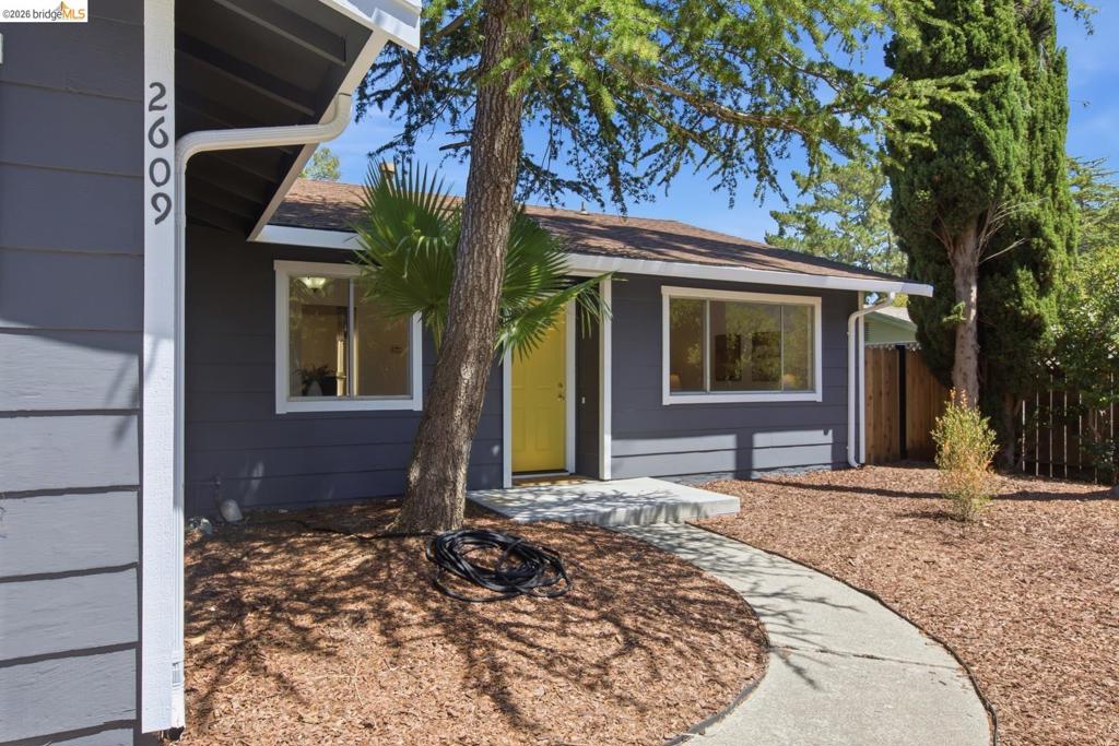 2609 Mendocino DR