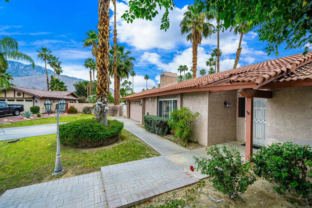 3174 E Cajon Circle