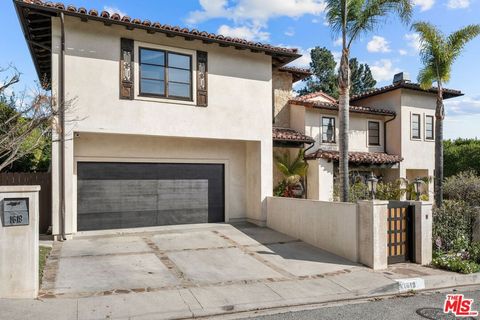 Photo of 1618 Stradella Road, Los Angeles, CA 90077 (MLS # 25490845)