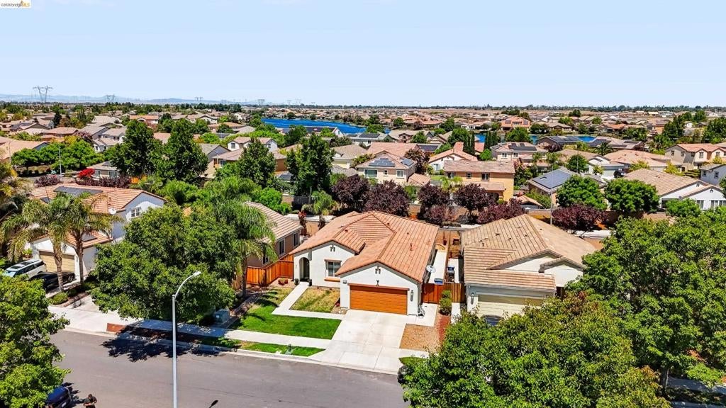 2130 Harborage Way