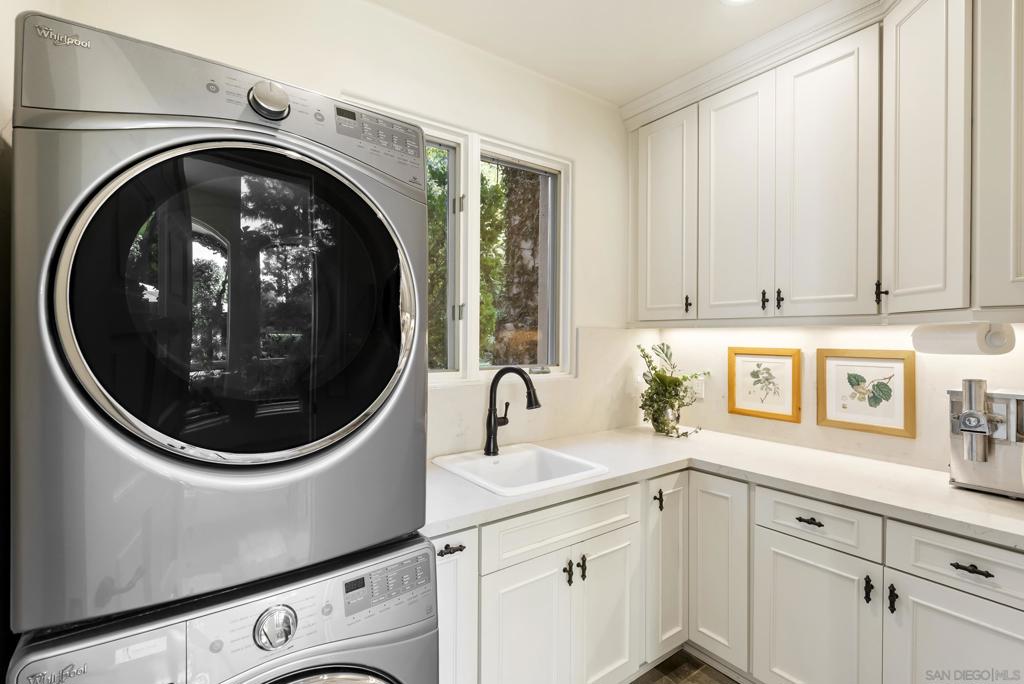 Rancho Santa Fe - Residential