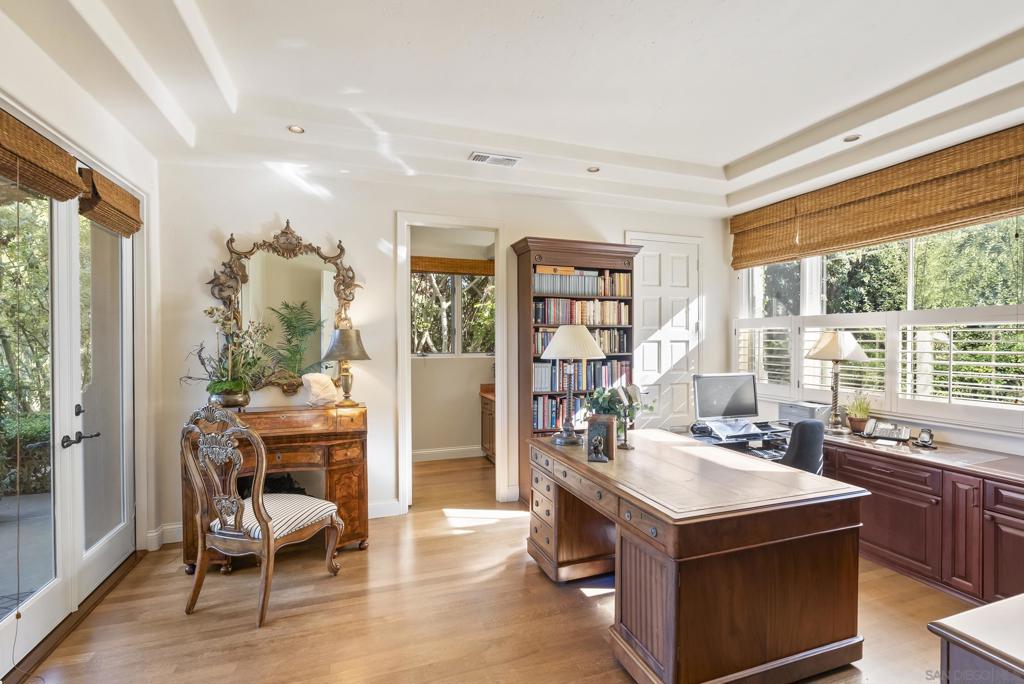 Rancho Santa Fe - Residential