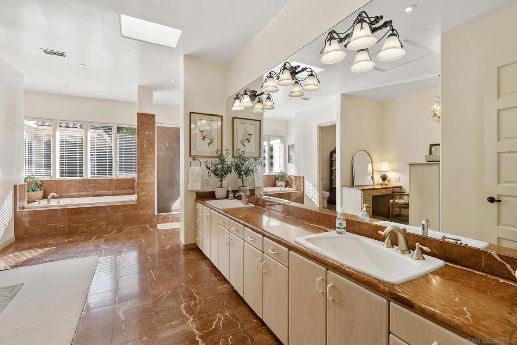 Rancho Santa Fe - Residential