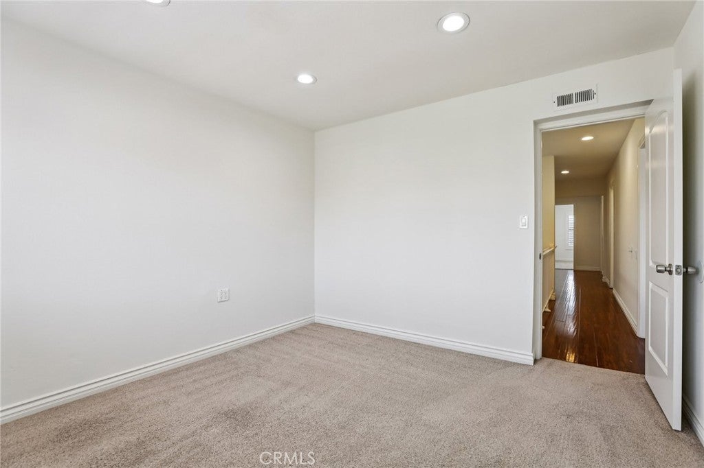 14391 Gibraltar, Irvine CA 92606 - Photo 32