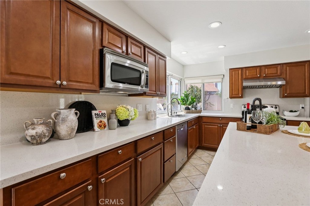 14391 Gibraltar, Irvine CA 92606 - Photo 10