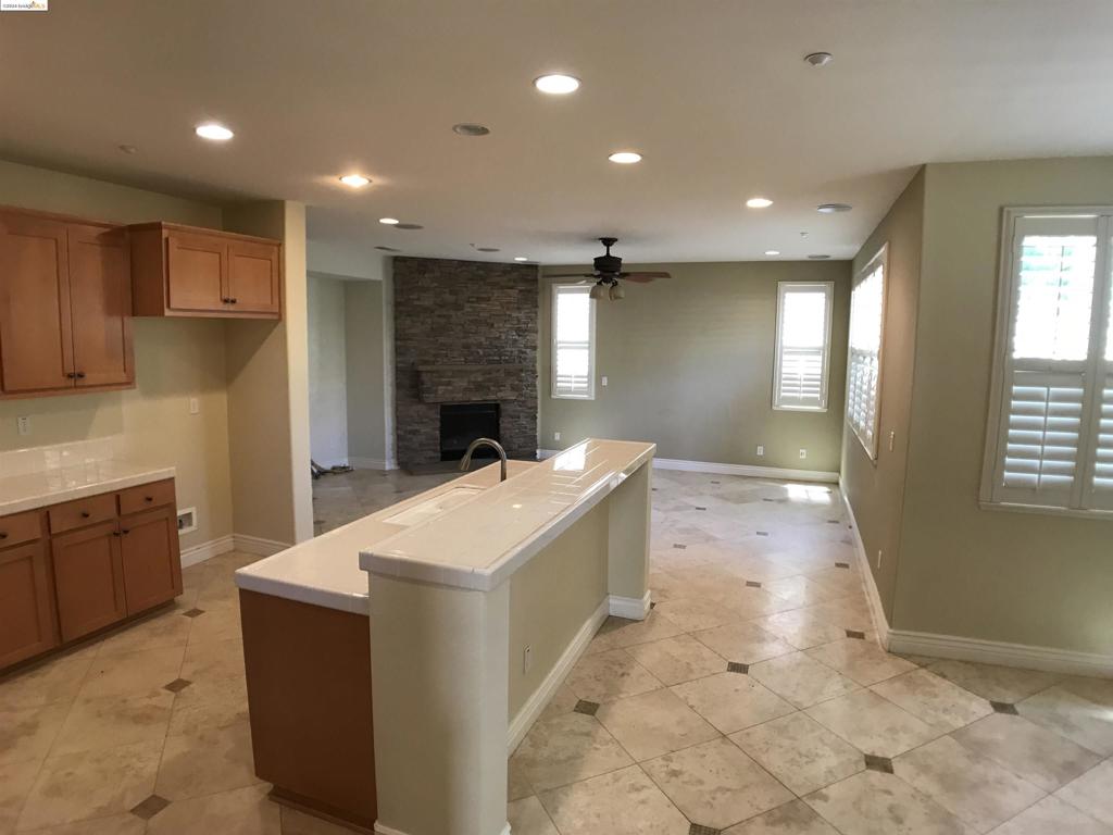 GARINRANCH - Residential Lease