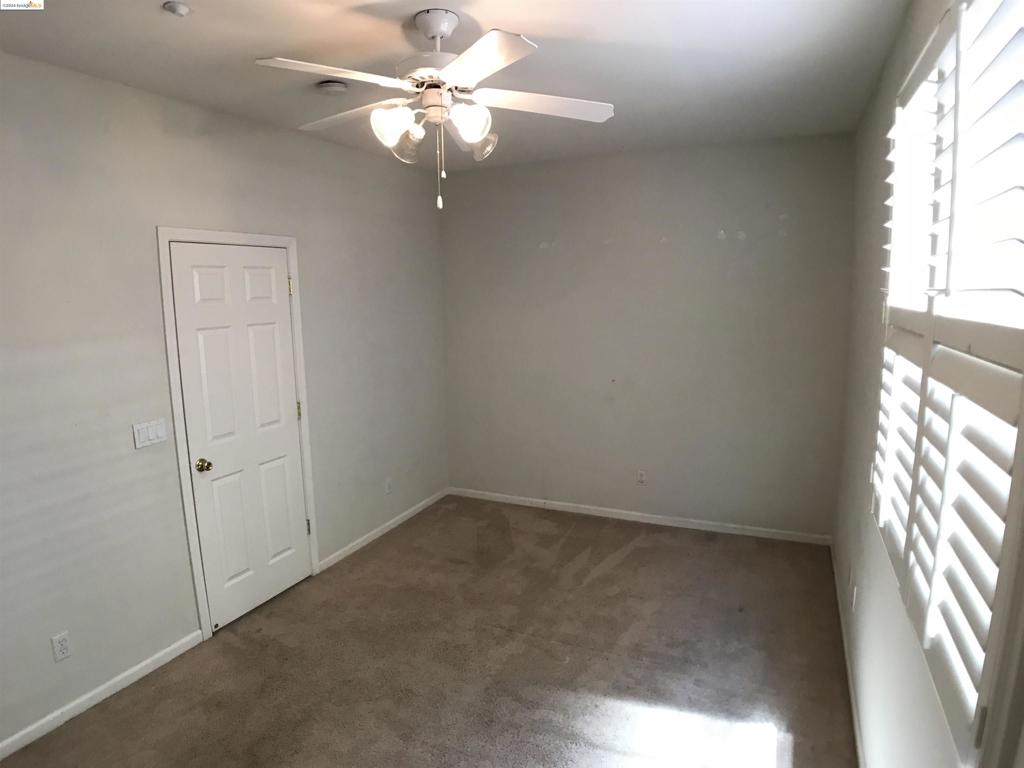 GARINRANCH - Residential Lease