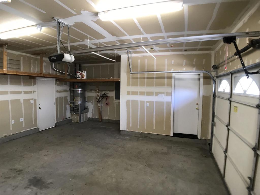 GARINRANCH - Residential Lease