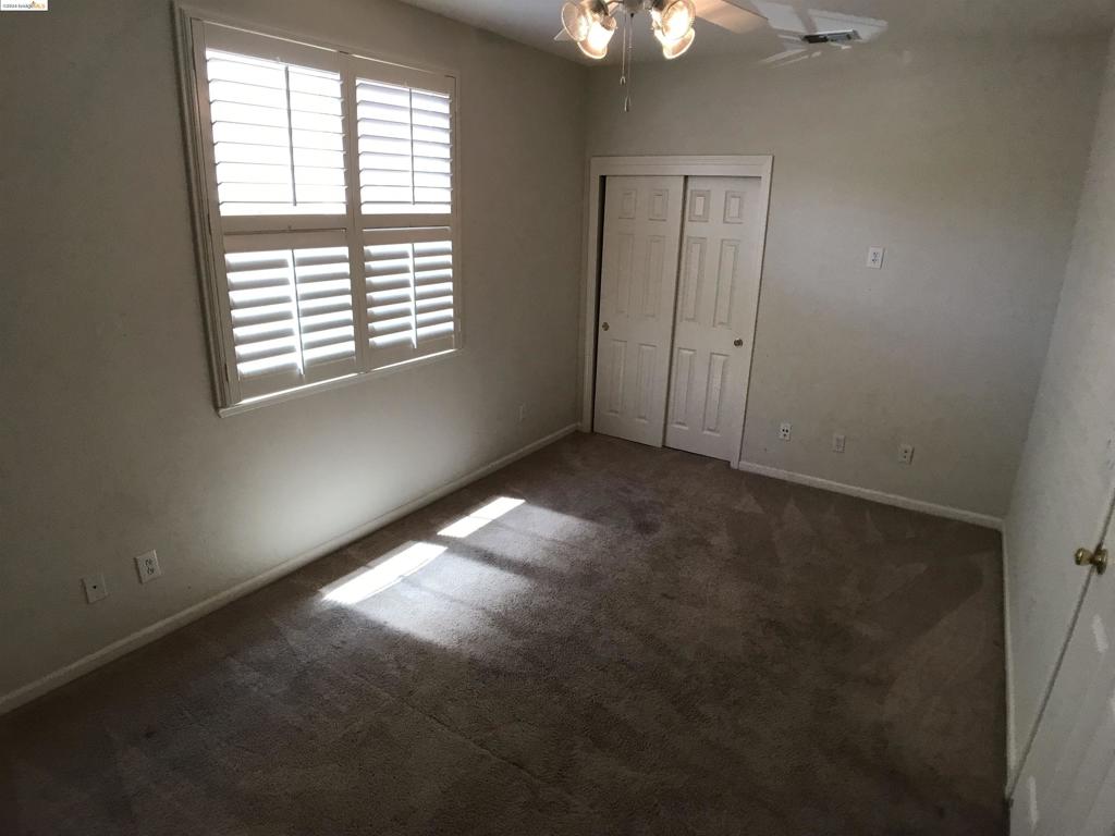 GARINRANCH - Residential Lease