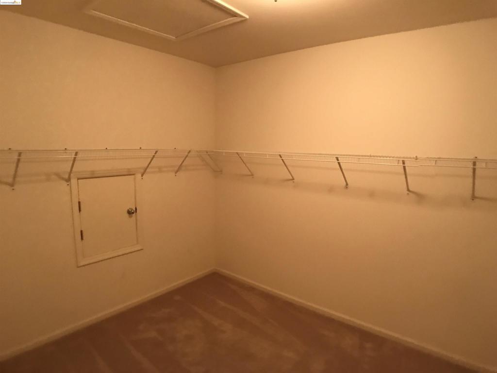 GARINRANCH - Residential Lease