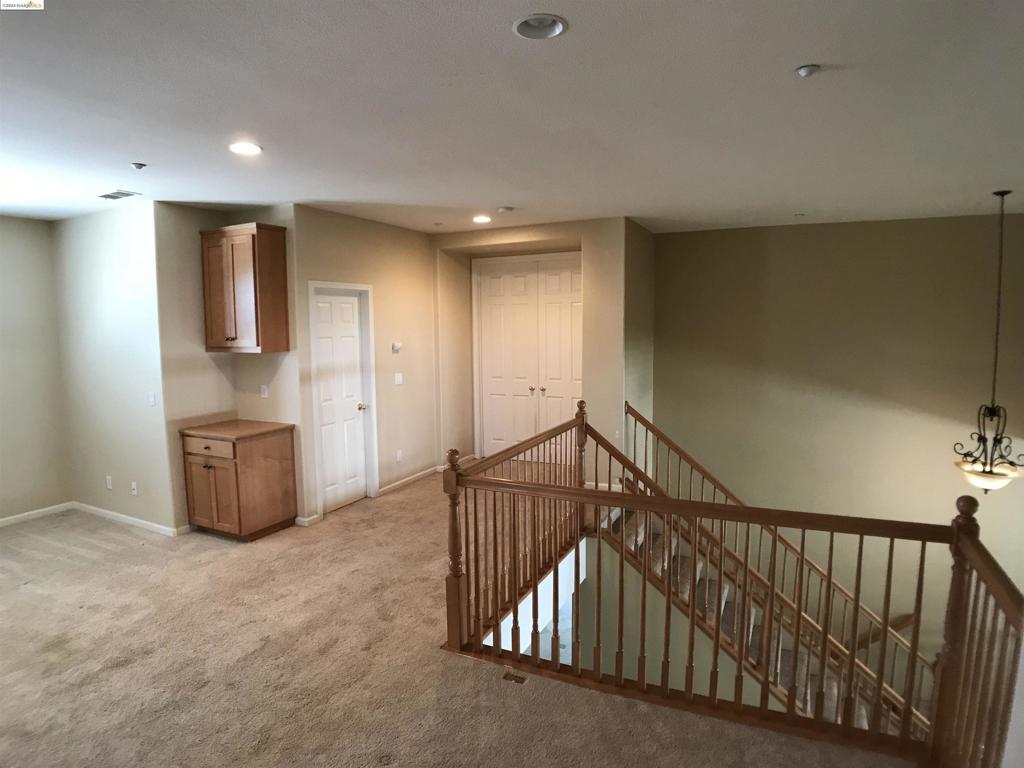 GARINRANCH - Residential Lease