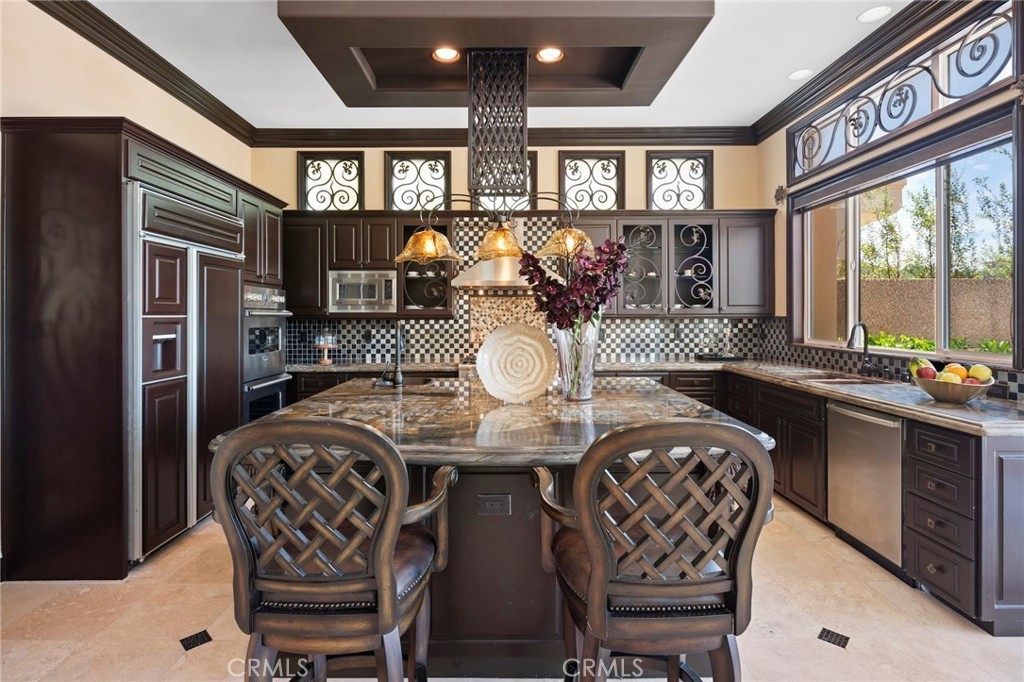 35 Silver Pine Drive