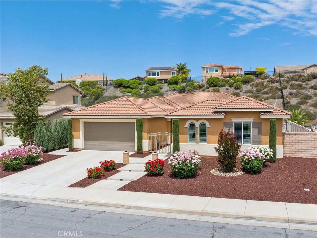 32502 Cherokee Rose Street