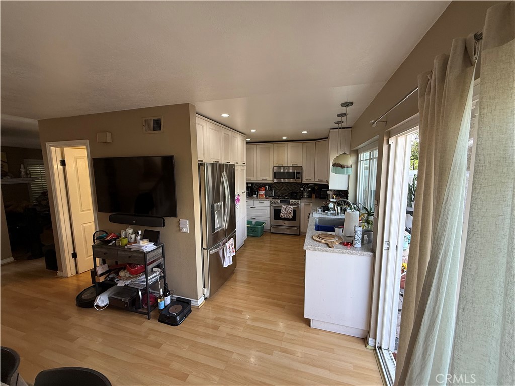 14295 Suffolk