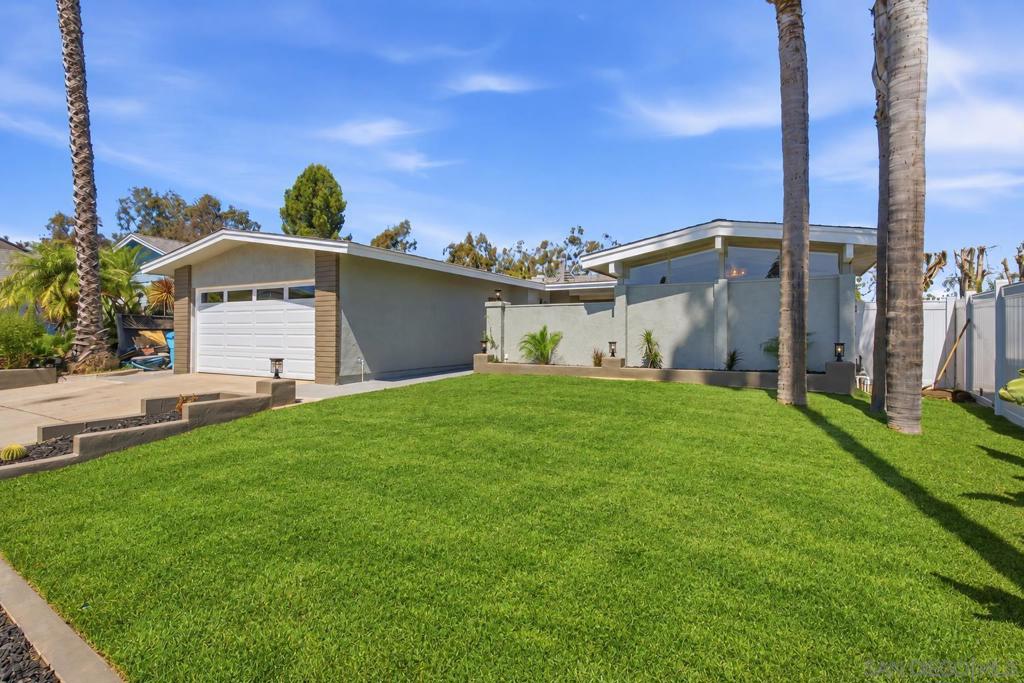8782 Mulvaney Dr