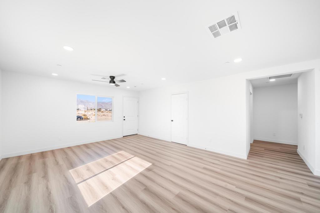 Vista Del Mar - Residential