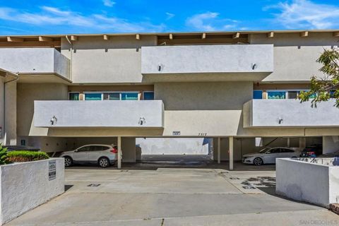 Photo of 7512 Viejo Castilla Way #17, Carlsbad, CA 92009 (MLS # 260009820SD)
