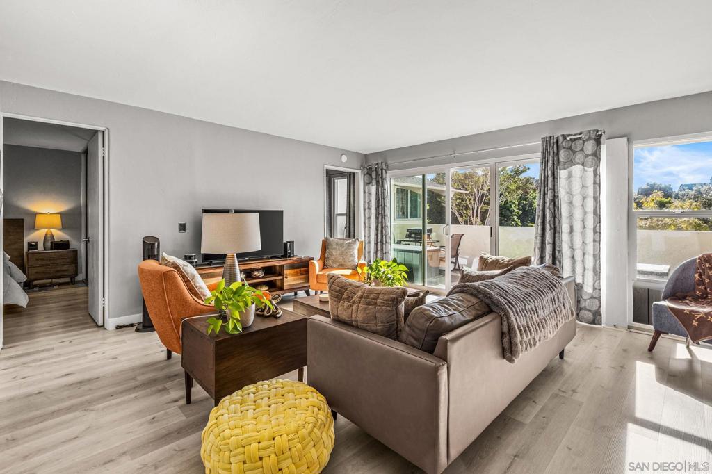 7512 Viejo Castilla Way 17