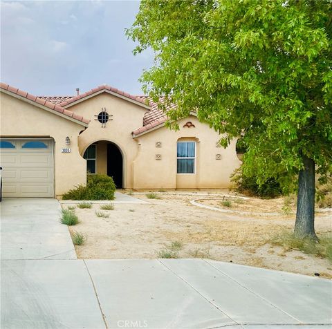 Photo of 3035 E Nugent Street, Lancaster, CA 93535 (MLS # PW26041426)