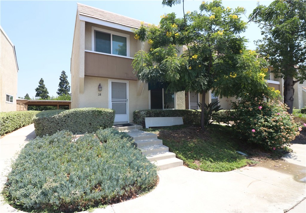 This charming residence offers the perfect blend of style, comfort, and convenience.
The first floor features elegant pergo flooring, a spacious living room and large dining area. The kitchen includes NEW cabinets, NEW stove, NEW dishwasher, NEW paint and soft-close cabinetry, plus a convenient laundry room with ample storage and a guest powder room. Enjoy the private, spacious back patio—ideal for relaxing and entertaining guests.
Upstairs, you’ll find three generously sized bedrooms and full bathroom. Large windows throughout allow for abundant natural light.
This home includes one assigned carport space and grants access to Woodbridge’s exceptional amenities, including pools, spas, lakes, tennis courts, and more. With its prime location and move-in ready condition, this townhome offers the best of Irvine living. Recreational pool and tennis courts are only steps away.
Home available to view from August 13th