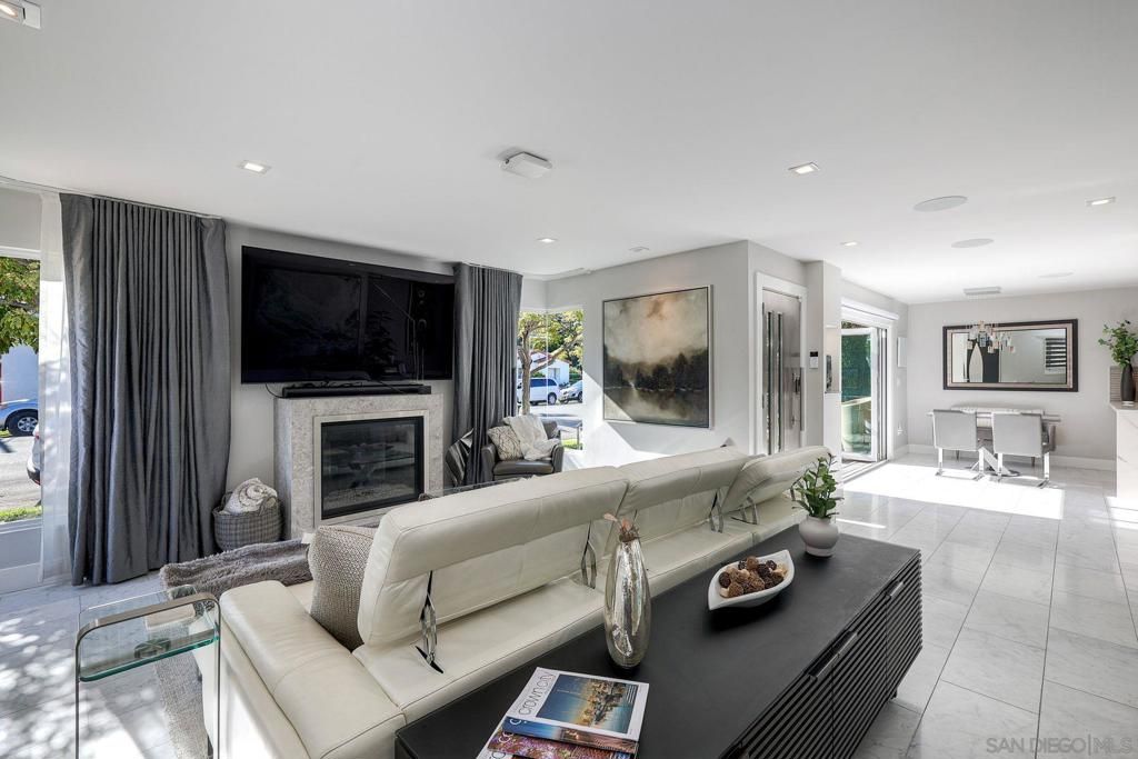 Photo of 911 9Th St St, Coronado, CA 92118 (MLS # 260009646SD)