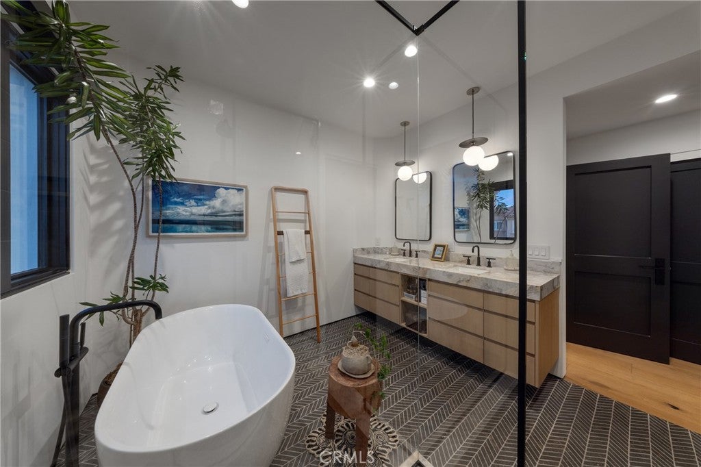122 22nd Street, Huntington Beach CA 92648 - Photo 19