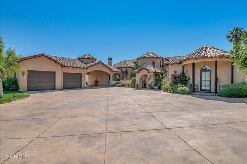 Photo of 2701 Vista Arroyo Drive, Santa Rosa, CA 93012 (MLS # 224004248)
