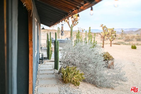 Photo of 365 Rainbow Drive, Yucca Valley, CA 92284 (MLS # 26103467)