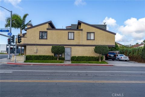 Photo of 7611 Warner Avenue, Huntington Beach, CA 92647 (MLS # OC25270698)