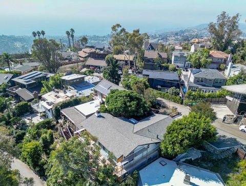Photo of 28832 Shady Lane Ln, Laguna Beach, CA 92651 (MLS # NDP2510319) Photo of 28832 Shady Lane Ln, Laguna Beach, CA 92651 (MLS # NDP2510319)
