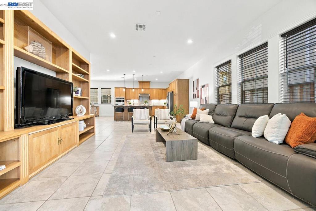 627 Thyme Way