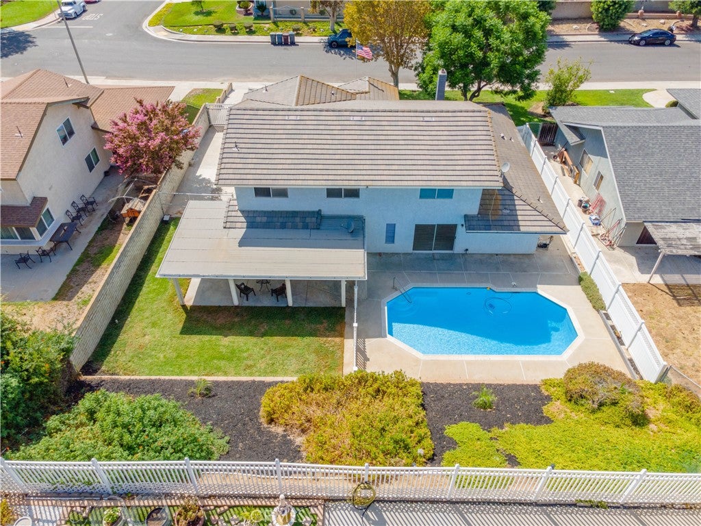 4245 River Ridge