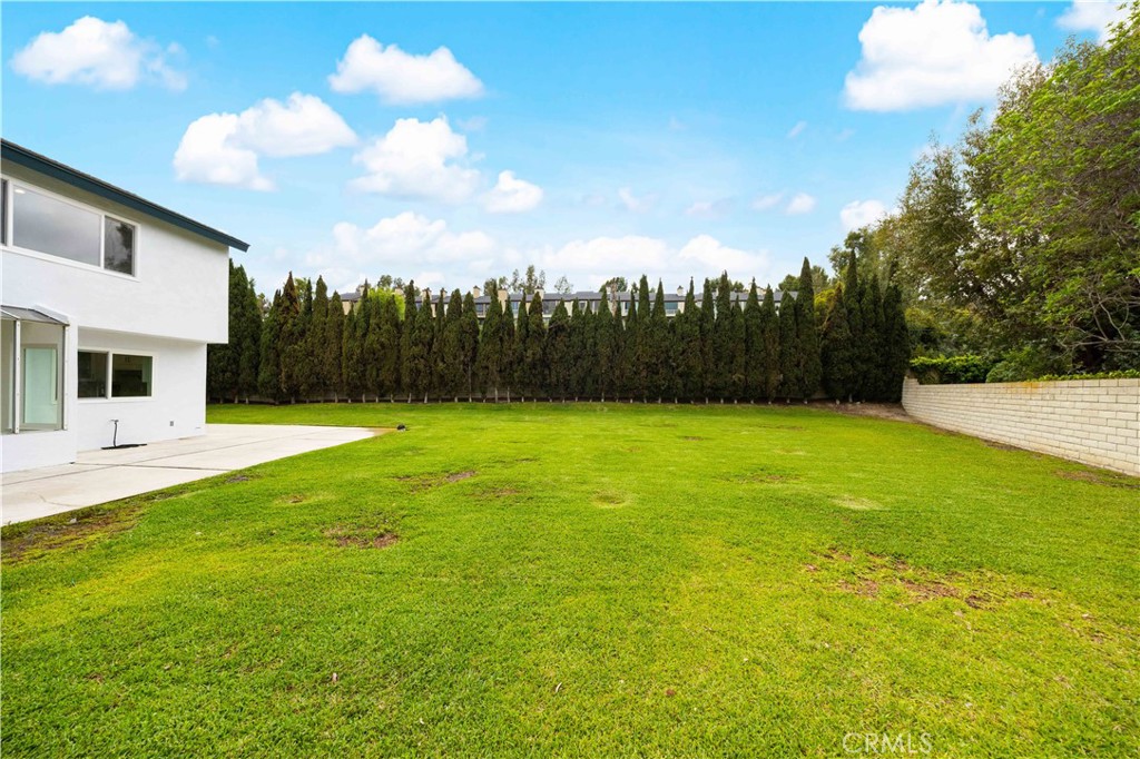 25501 Goldenspring Drive