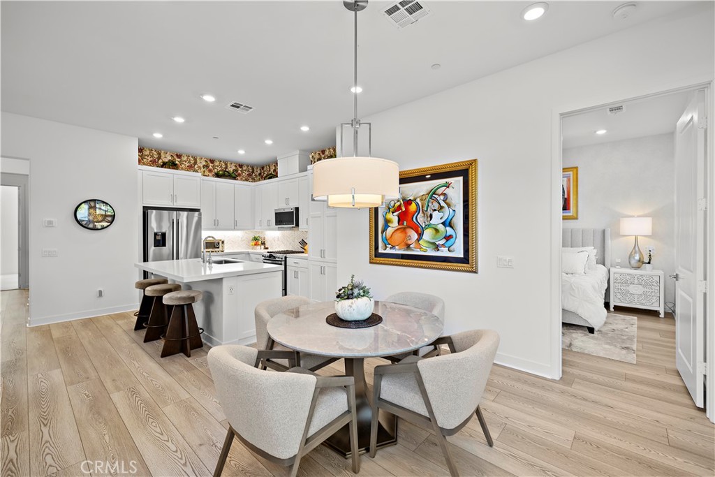700 Sunrise Rd