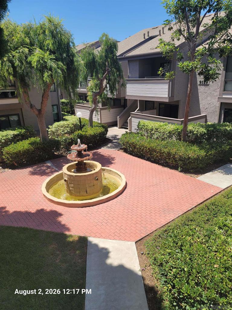 9109 Village Glen 268
