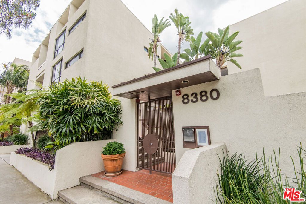 Photo of 8380 W Waring Avenue #104, West Hollywood, CA 90069 (MLS # 26654637)
