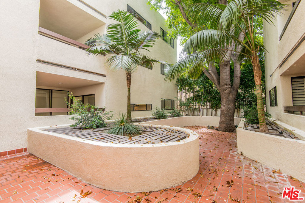 8380 W Waring Avenue 104