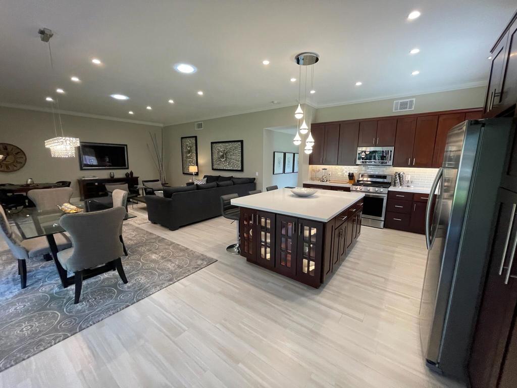 Indian Wells C.C. - Residential Lease