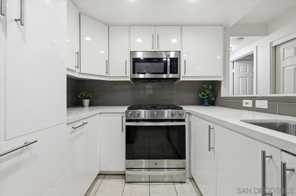 1564 Tanglewood Ln. 18