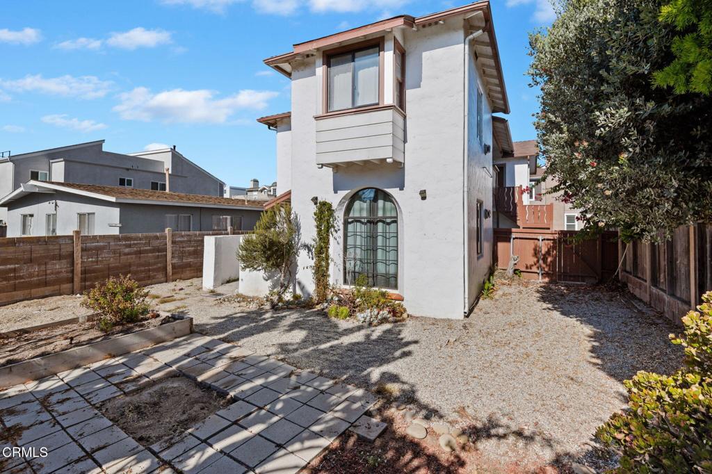 934 Sharon Lane