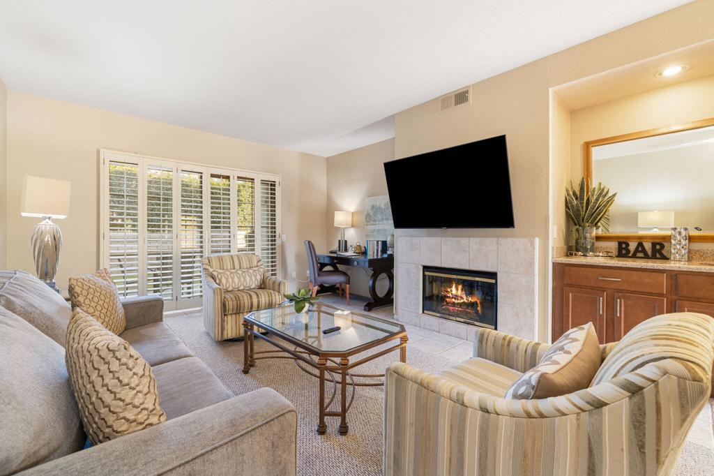 Desert Breezes - Residential