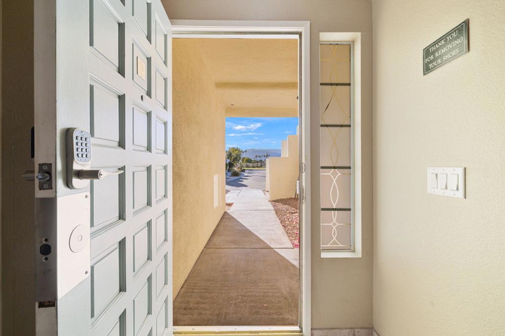 Desert Breezes - Residential