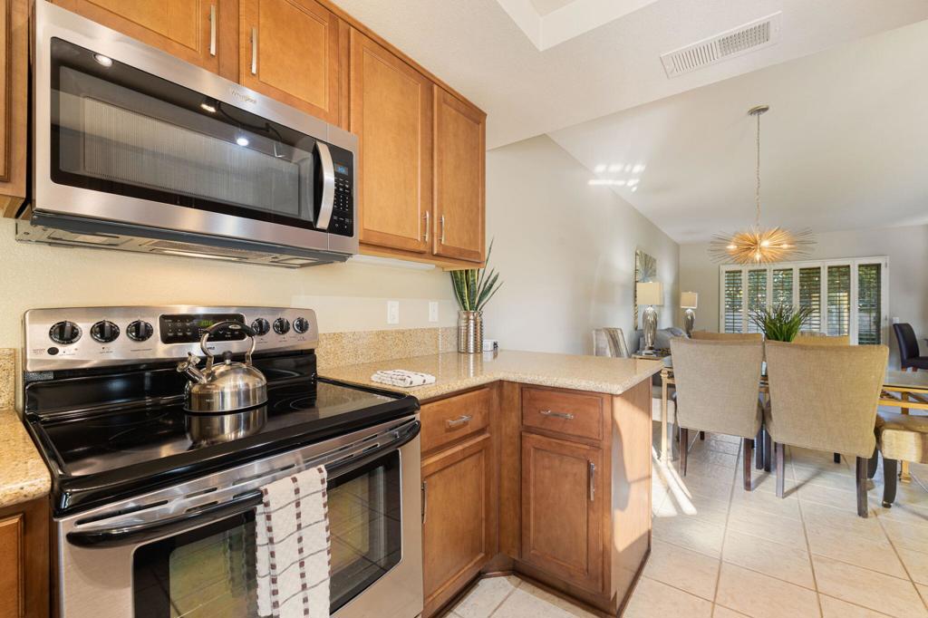 Desert Breezes - Residential